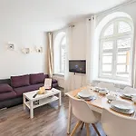 Urlaubsmagie - Felsenfreund - Sauna & Saisonaler Pool Apartment Sebnitz