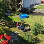 Urlaubsmagie - Felsenfreund - Sauna & Saisonaler Pool Apartment