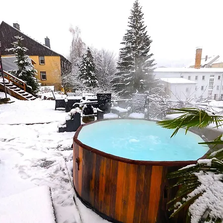 Apartment F0 - Urlaubsmagie - Kleine Voll Ausgestattete Mit Gemeinschaftsgarten, -pool & -sauna *