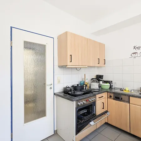 Apartment F0 - Urlaubsmagie - Kleine Voll Ausgestattete Mit Gemeinschaftsgarten, -pool & -sauna Sebnitz