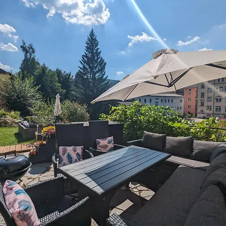 F0 - Urlaubsmagie - Kleine Voll Ausgestattete Mit Gemeinschaftsgarten, -pool & -sauna