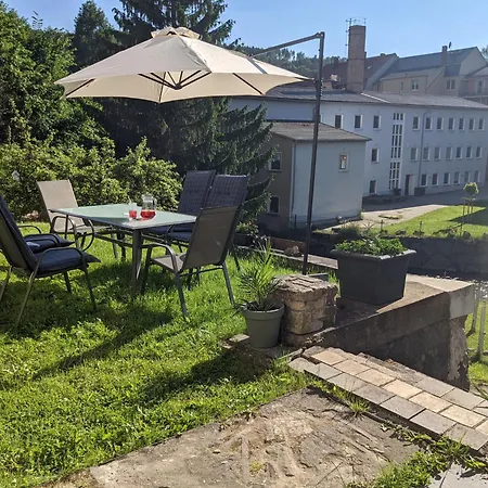 F0 - Urlaubsmagie - Kleine Voll Ausgestattete Mit Gemeinschaftsgarten, -pool & -sauna Apartment Sebnitz