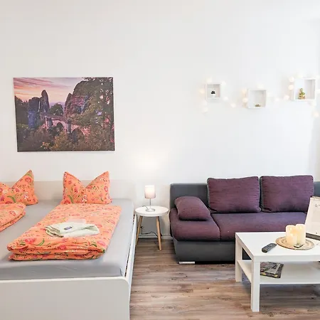 F0 - Urlaubsmagie - Kleine Voll Ausgestattete Mit Gemeinschaftsgarten, -pool & -sauna