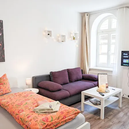 F0 - Urlaubsmagie - Kleine Voll Ausgestattete Mit Gemeinschaftsgarten, -pool & -sauna