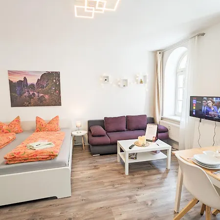 F0 - Urlaubsmagie - Kleine Voll Ausgestattete Mit Gemeinschaftsgarten, -pool & -sauna