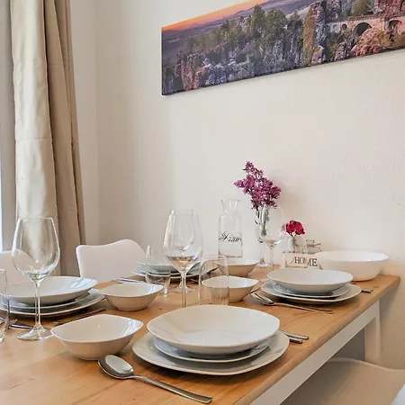 F0 - Urlaubsmagie - Kleine Voll Ausgestattete Mit Gemeinschaftsgarten, -pool & -sauna Sebnitz