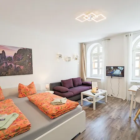 F0 - Urlaubsmagie - Kleine Voll Ausgestattete Mit Gemeinschaftsgarten, -pool & -sauna * Sebnitz