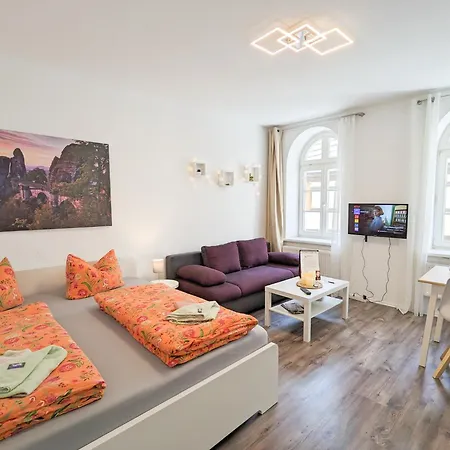 F0 - Urlaubsmagie - Kleine Voll Ausgestattete Mit Gemeinschaftsgarten, -pool & -sauna *