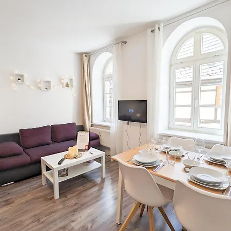 Apartment F0 - Urlaubsmagie - Kleine Voll Ausgestattete Mit Gemeinschaftsgarten, -pool & -sauna *