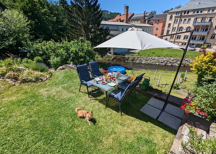 شقة F0 - Urlaubsmagie - Kleine Voll Ausgestattete Mit Gemeinschaftsgarten, -pool & -sauna زبنيتس