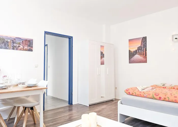 F0 - Urlaubsmagie - Kleine Voll Ausgestattete Mit Gemeinschaftsgarten, -pool & -sauna زبنيتس