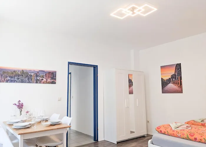 F0 - Urlaubsmagie - Kleine Voll Ausgestattete Mit Gemeinschaftsgarten, -pool & -sauna شقة